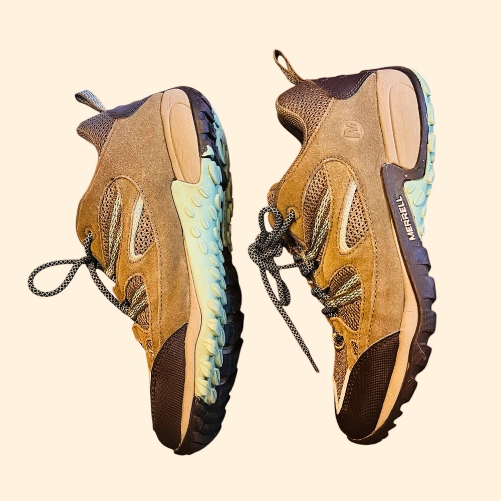 Merrell Women’s Hiking Trail Shoes, Kangaroo Eggshell Colorway - Picture 5 of 15